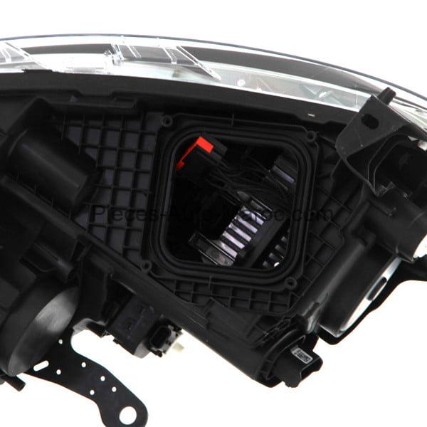 PHARE-AVANT-GAUCHE-RENAULT-KADJAR-AUX-MAROC