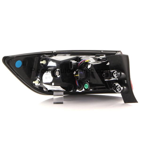 FEU ARRIÈRE DROIT RENAULT CLIO AU MAROC