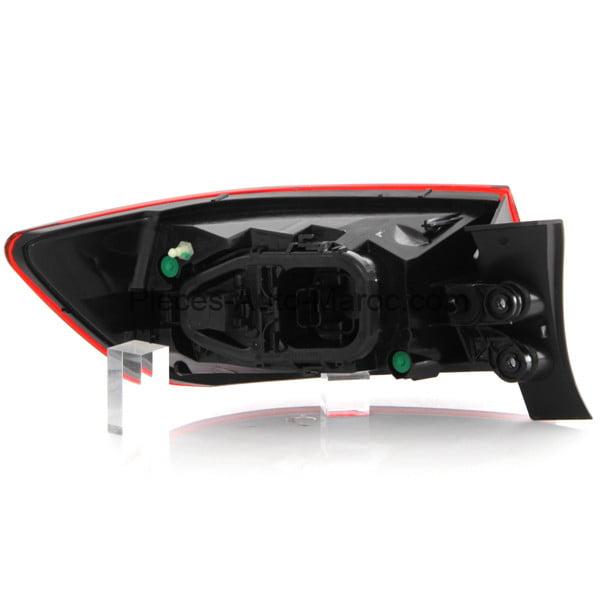 FEU ARRIÈRE EXTÉRIEUR DROIT RENAULT CLIO AU MAROC