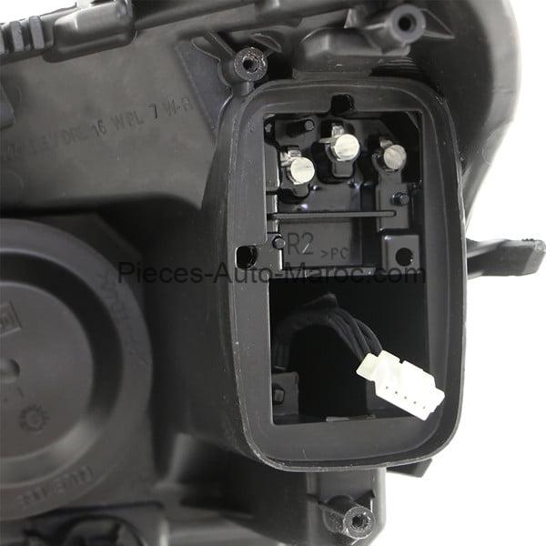 PHARE DROIT RENAULT MEGANE AU MAROC