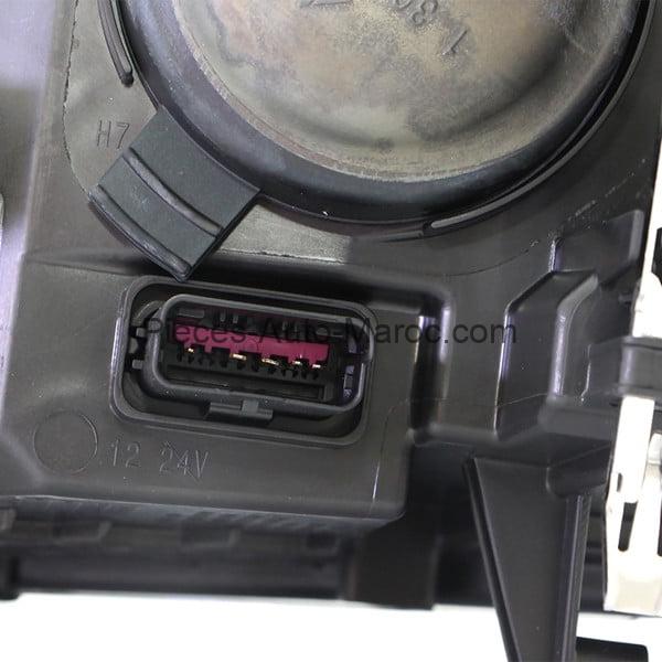 PHARE DROIT RENAULT MEGANE AU MAROC