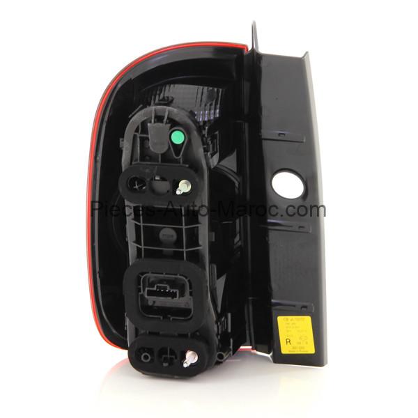 FEU ARRIÈRE DROIT DACIA DUSTER au Maroc