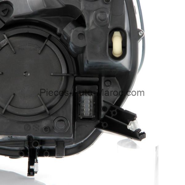 Phare Avant Droit Opel Adam au Maroc