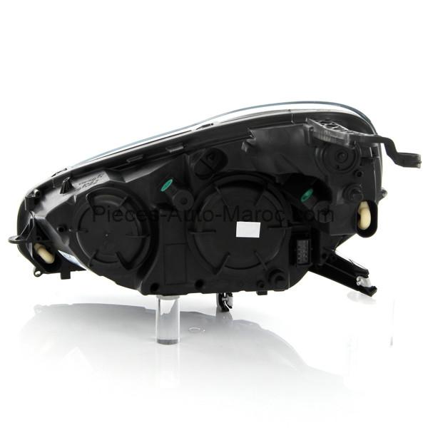 Phare Avant Droit Opel Adam dans le Maroc