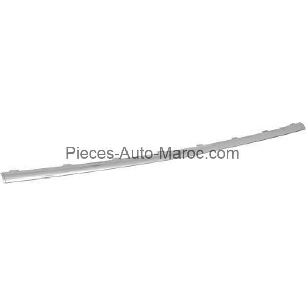 Enjoliveur Pare chocs avant pour version avec équipement sport Impression optique chrome Mercedes GLC-Kl. X253 MAROC