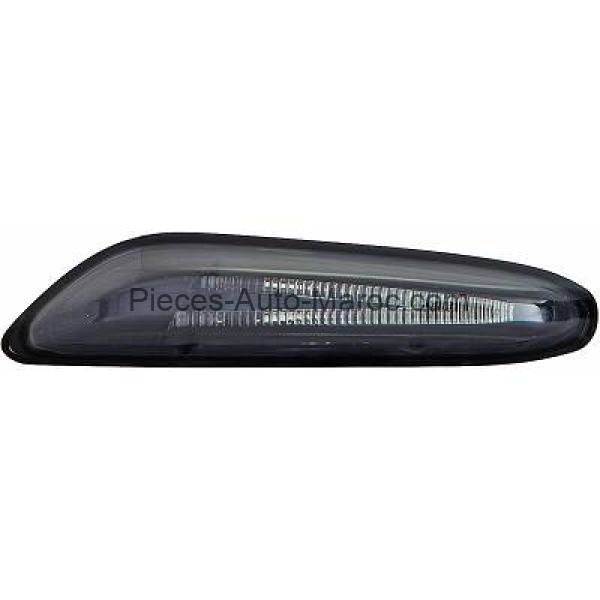 Feu Clignotant Gauche - Droit Gris Fumée BMW Série 3 (E90, E91) de 04 Maroc